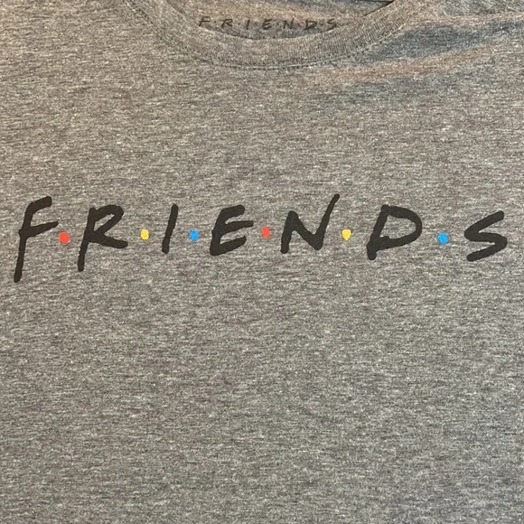 FRIENDS T-Shirt - Picture 3 of 3